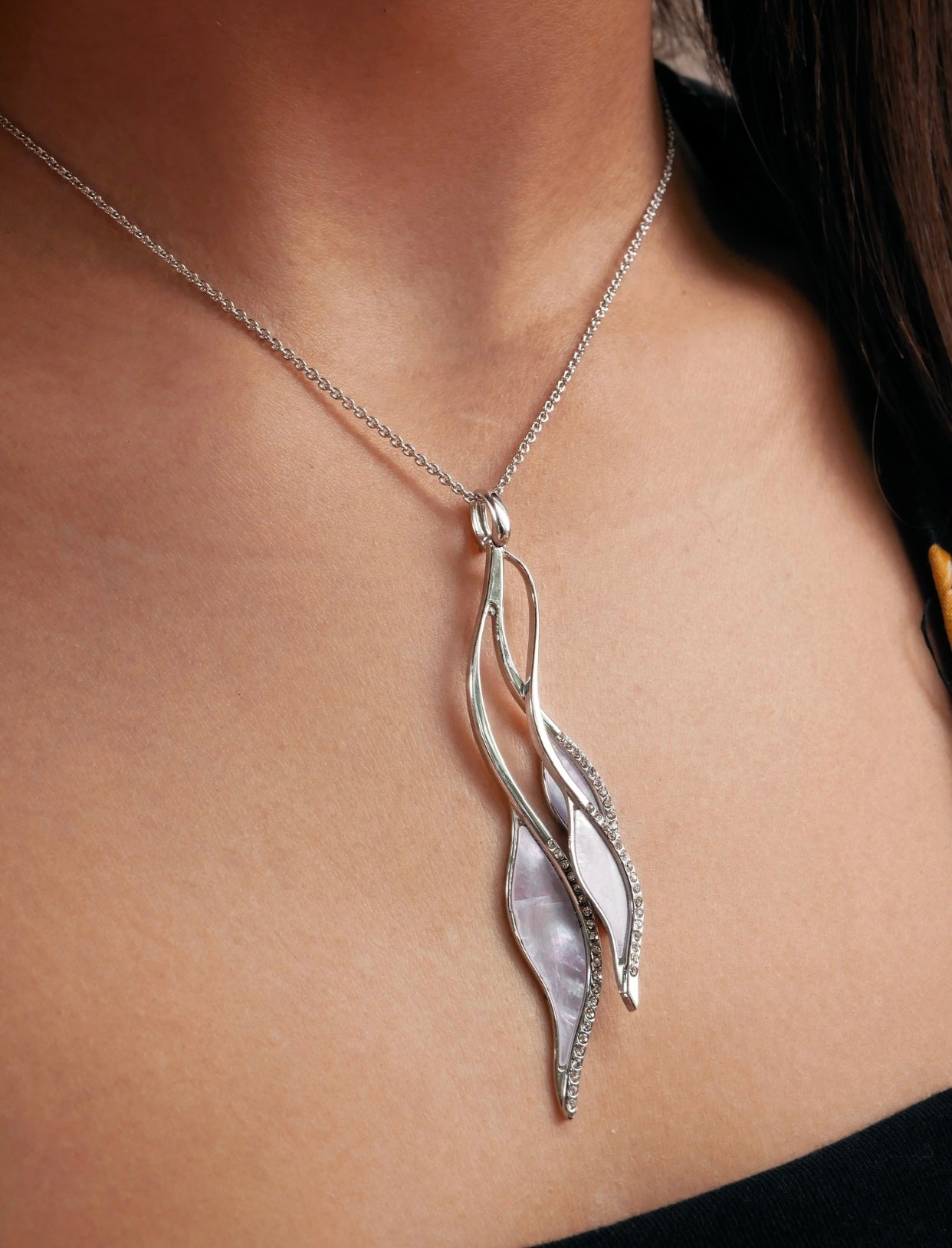 MOTHER OF PEARL  'Leaf' Necklace