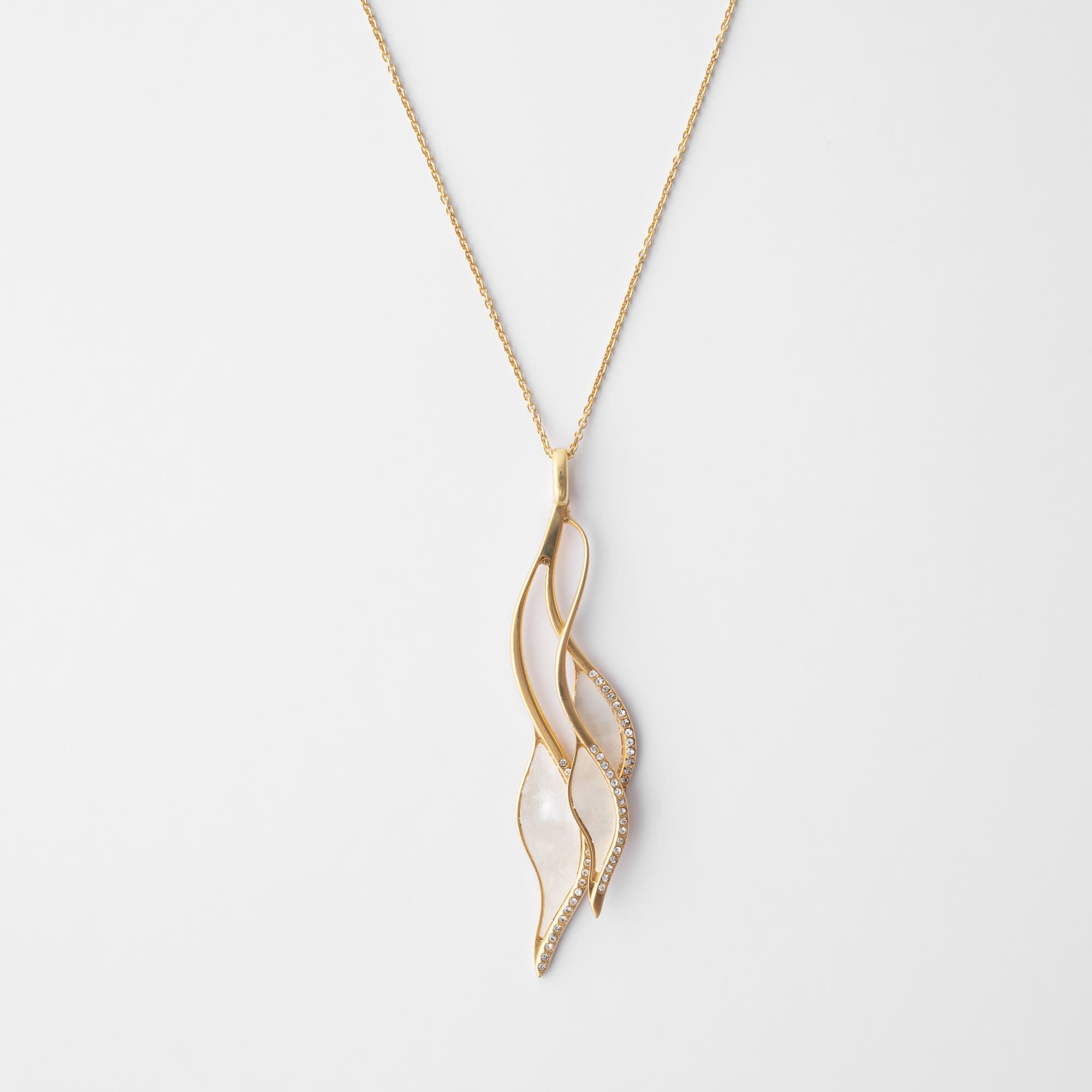 MOTHER OF PEARL  'Leaf' Necklace
