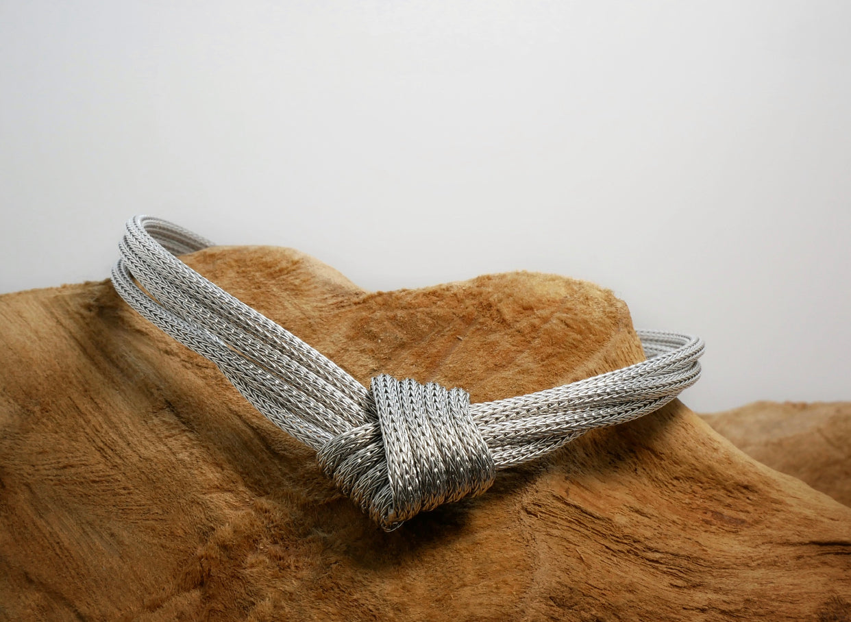 Bracciale con nodo a MAGLIA