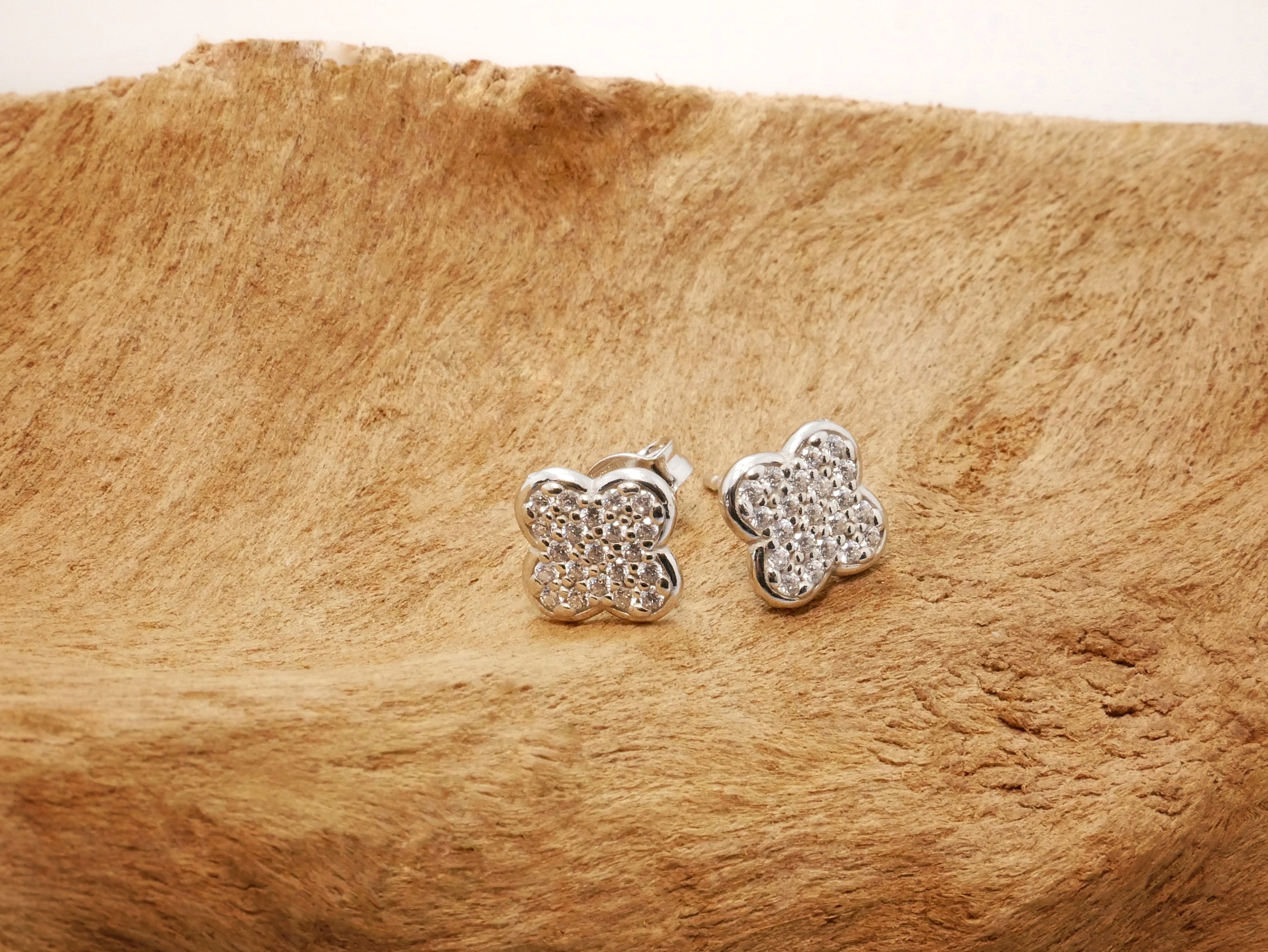 Diamond Earring Clover