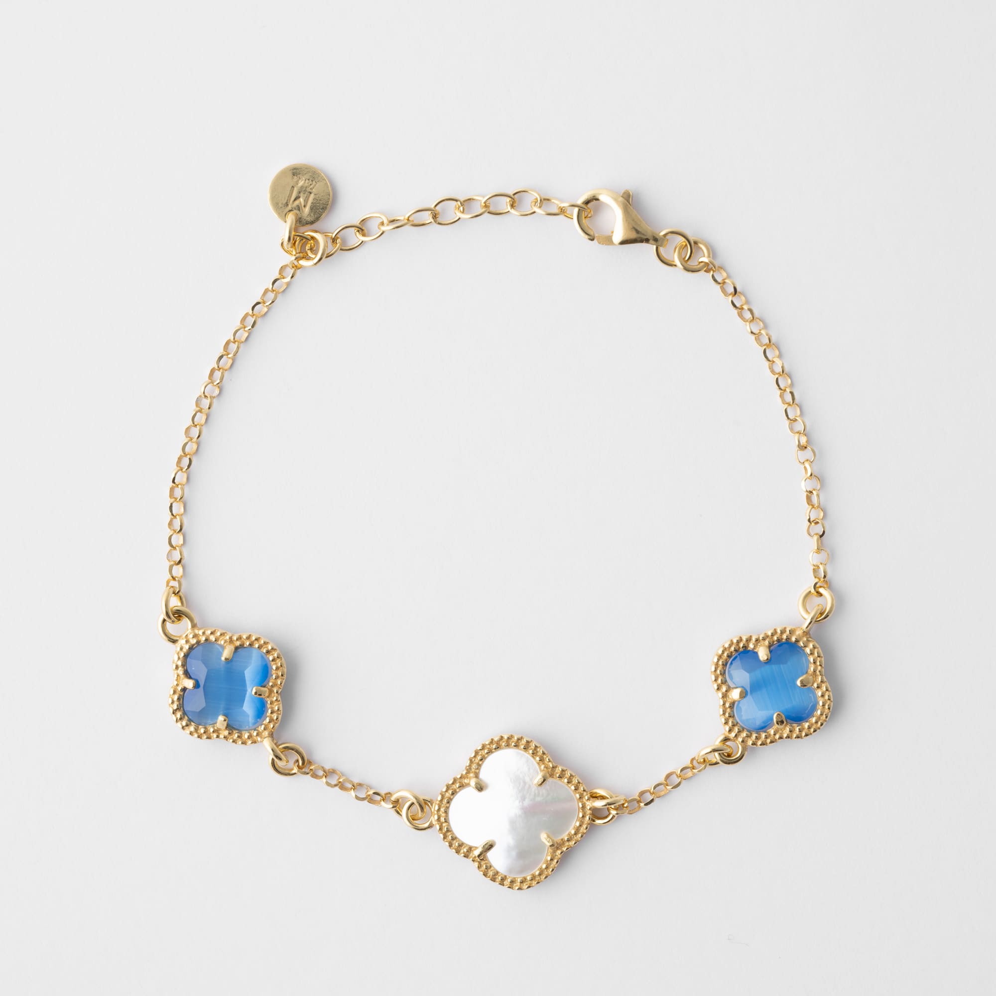 Clover bracelet with blu quartz and mother of pearl