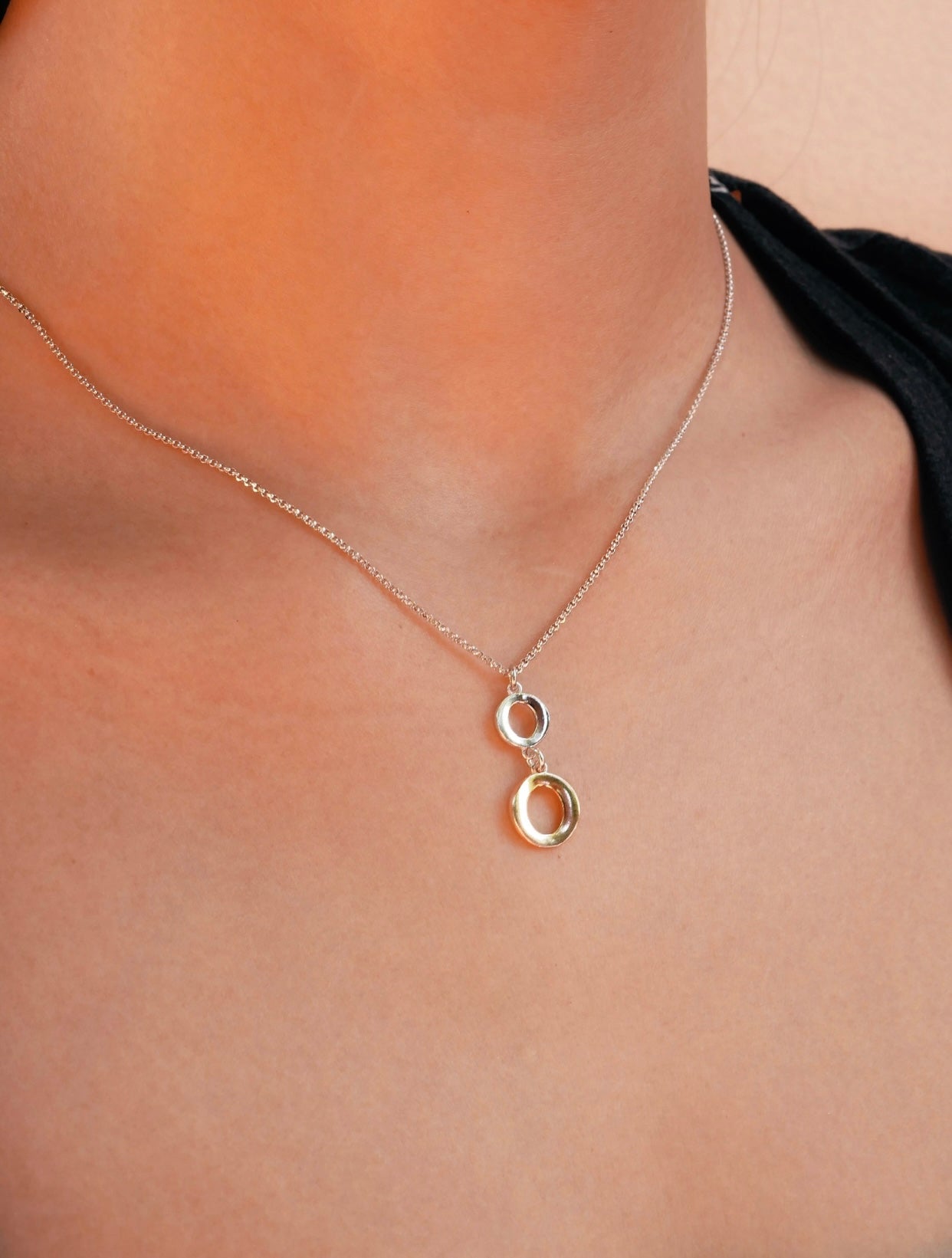 DOUBLE HOOP Necklace Silver & Rose Gold