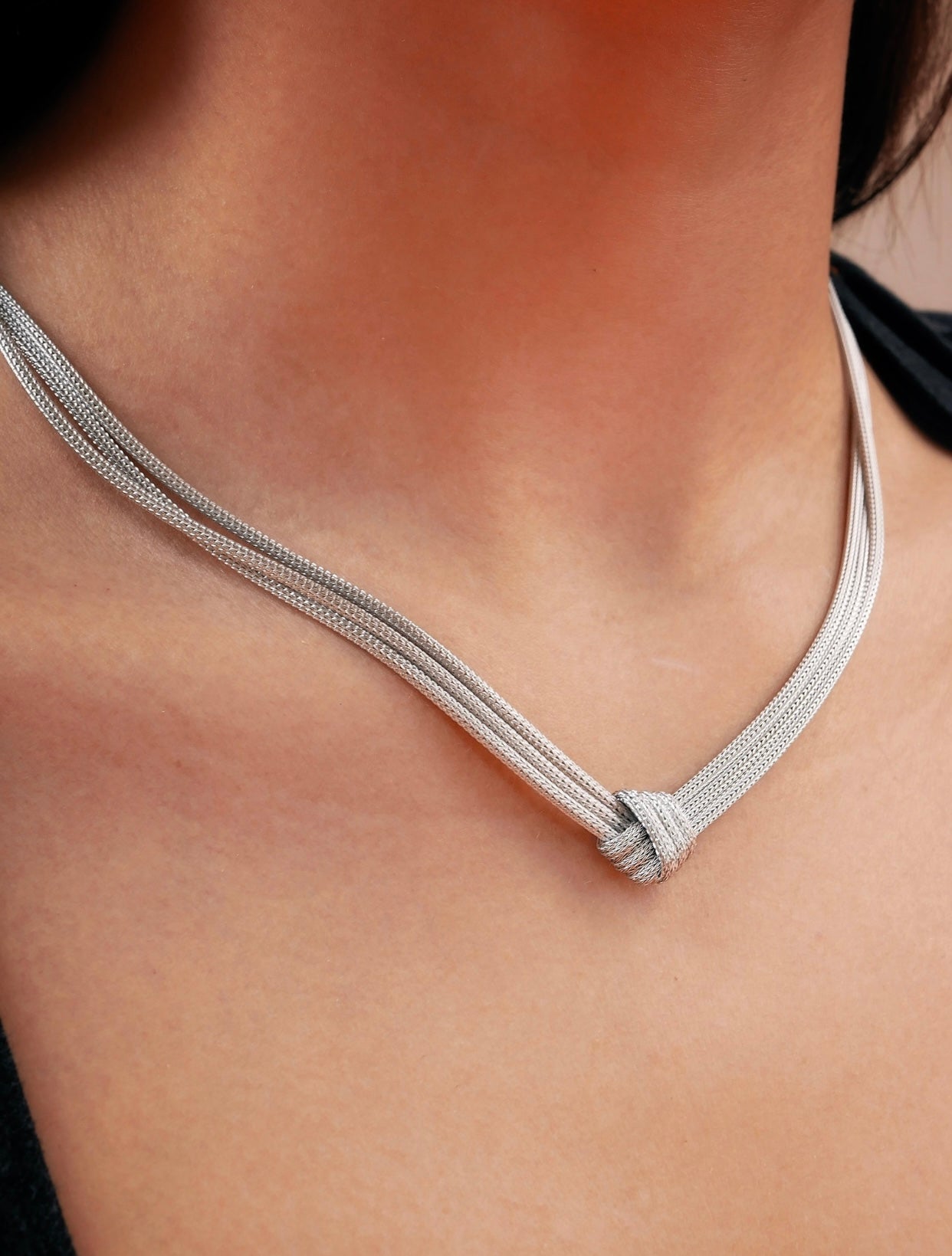 MESH Knot Necklace Silver