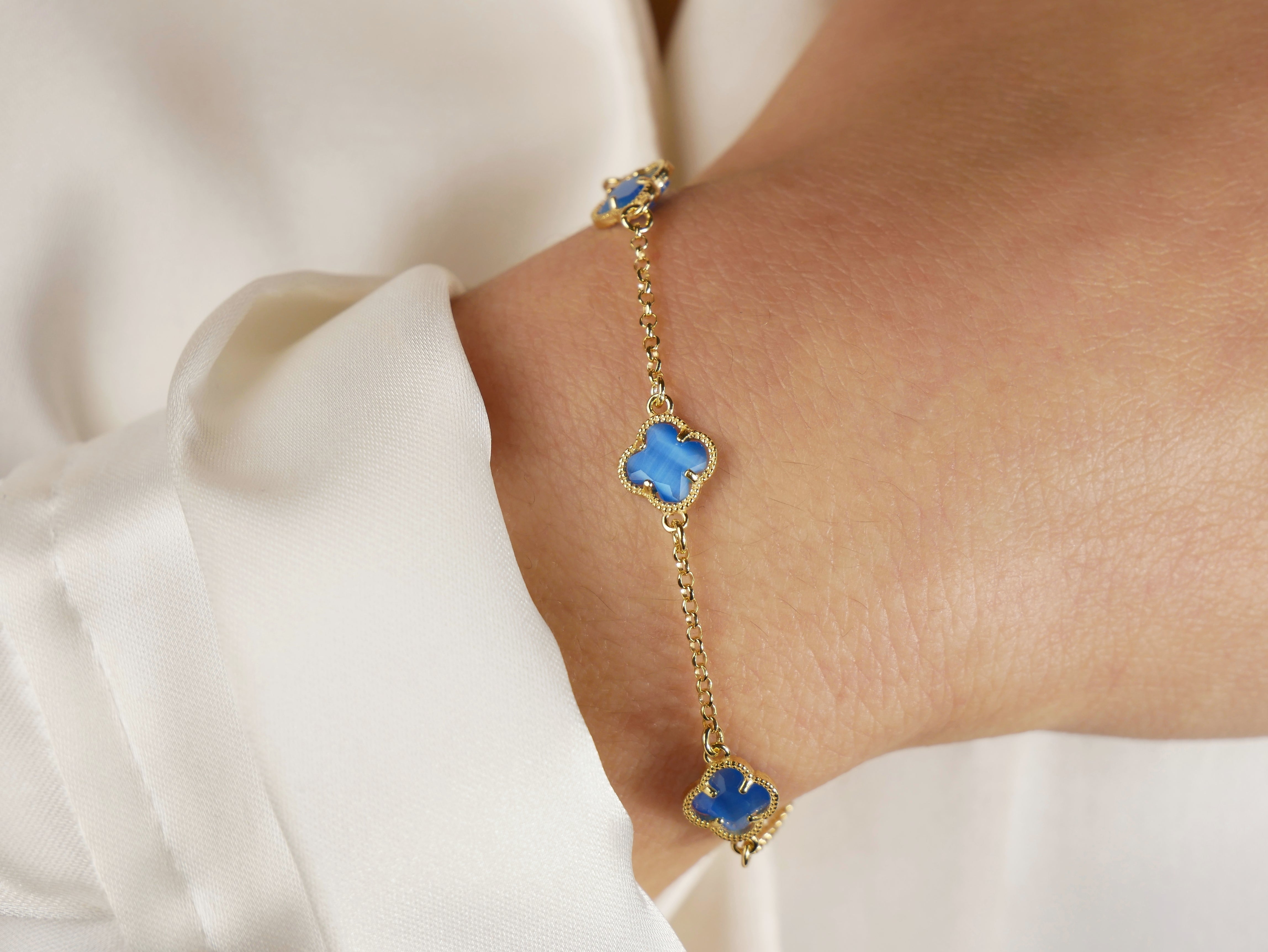 CLOVERLEAF Bracelet with blu Quartz