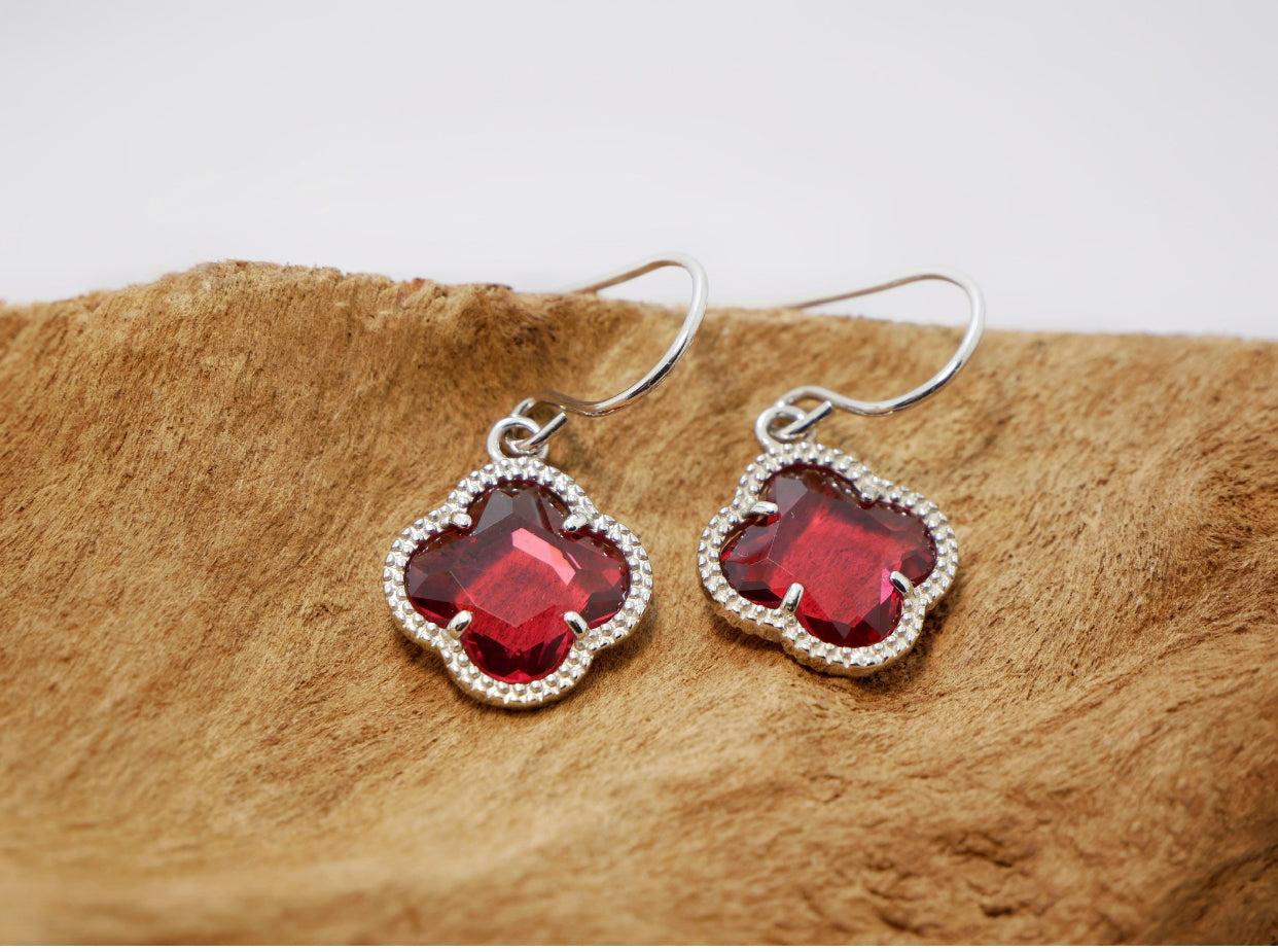 CLOVER Earrings with RED Quartz