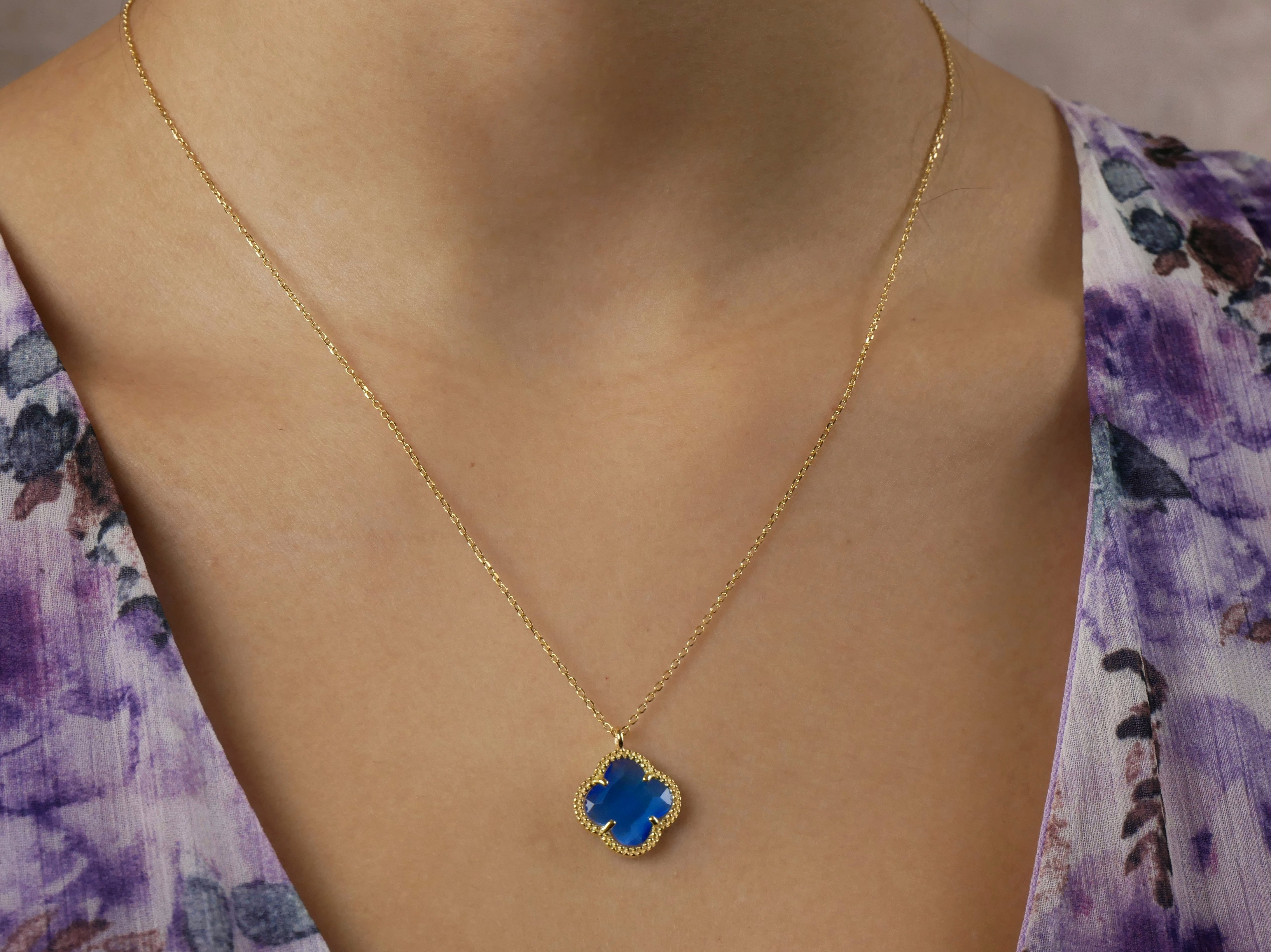 CLOVER gold Necklace with blu Quartz